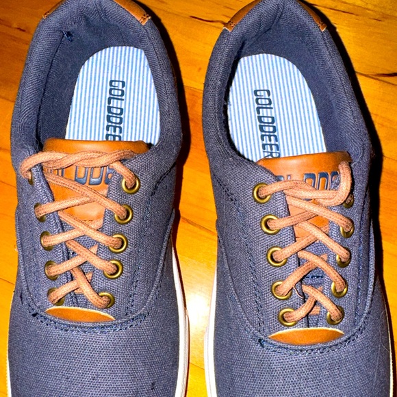 NWOT GOLD DEER Men’s dark jean/brown leather sneakers! Size 7.5 Unisex - Picture 2 of 8